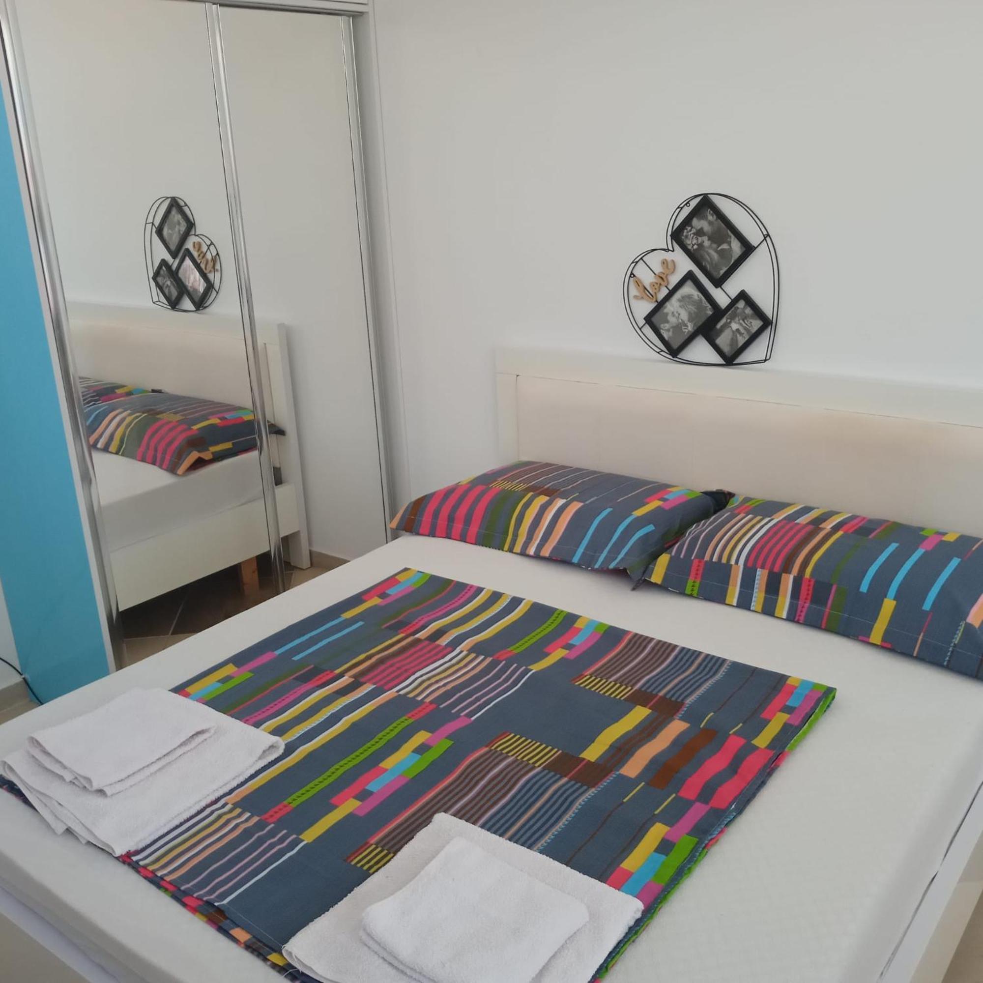 Apartment Thousand Kisses Sarandë Eksteriør bilde